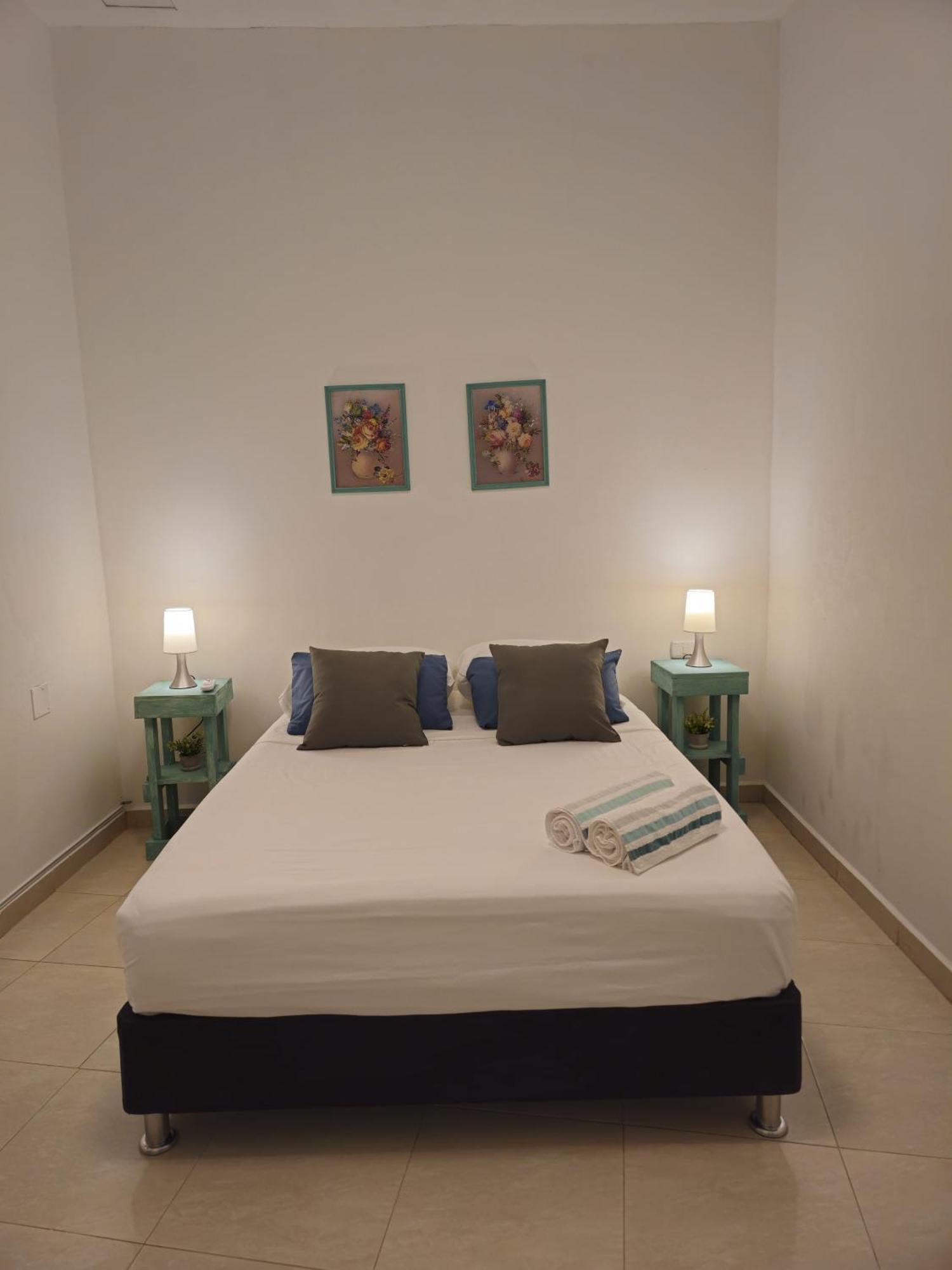 Santori Apartment